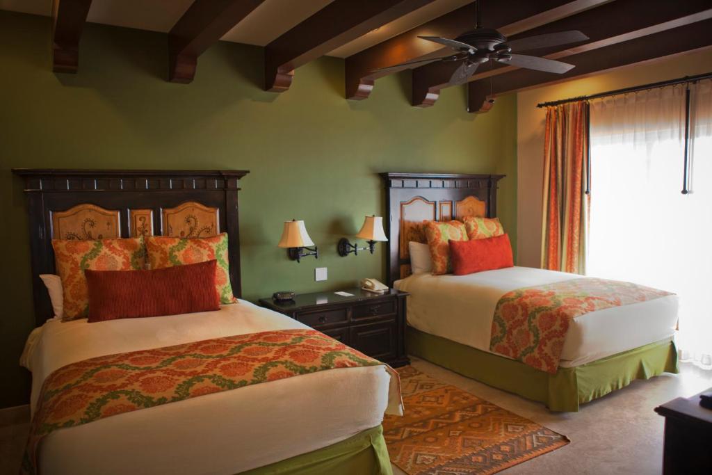 Quivira Los Cabos Condos and Homes -Vacation Rentals